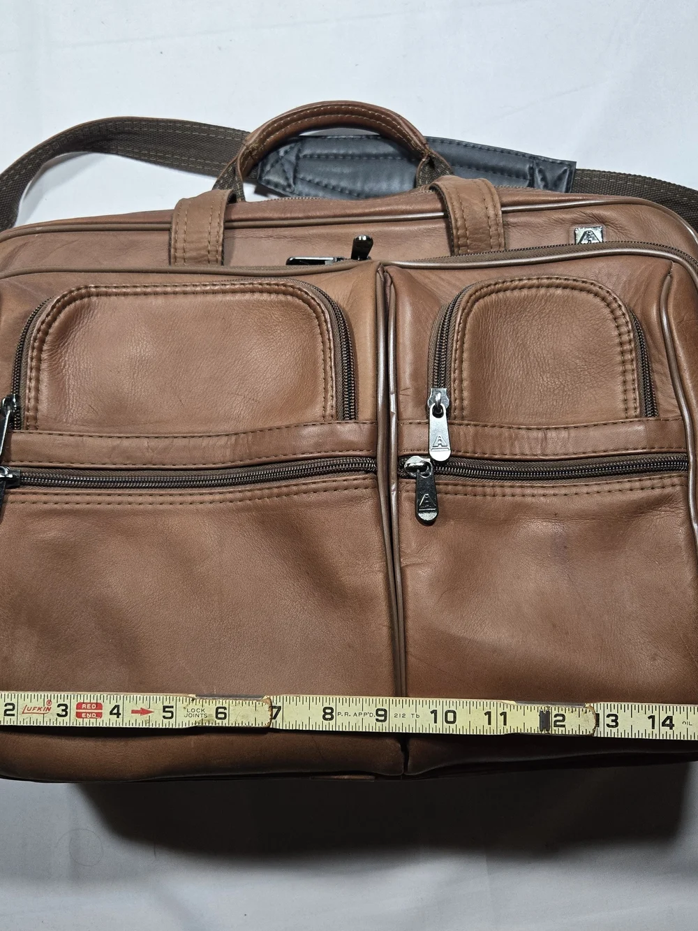 Vintage Avenues Colombian Saddle Leather Messenger Briefcase Business Travel Bag